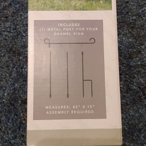 Metal Post - Picture 2 of 3